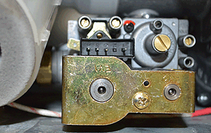 ar clas he 24.h59751.gv connector off.gif